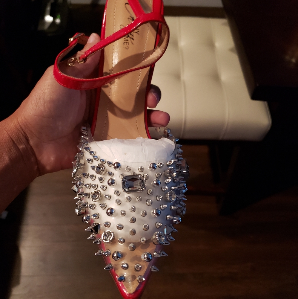 Heels - Picture 5 of 6